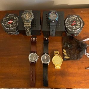 5 watches. All good condition.